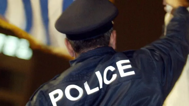 Un corps de femme retrouvé dans une valise à Athènes : le suspect avoue les faits.