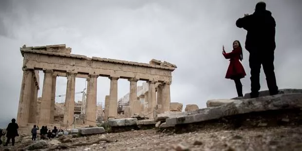 Grèce: le gouvernement embauche plus de 2.