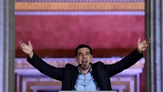 Alexis Tsipras lors de sa victoire dimanche. Crédits photo : ARIS MESSINIS/AFP


