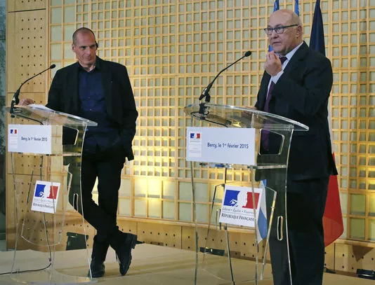 Alexis Varoufakis, le ministre grec des finances, et Michel Sapin, son homologue français, à Bercy, dimanche 1er février. | Remy de la Mauviniere / AP