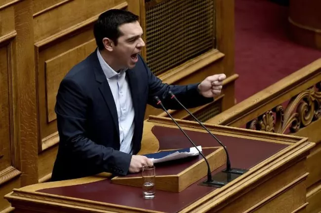Alexis Tsipras devant le Parlement le 8 février 2015 à Athènes (Photo Aris Messinis. AFP)


