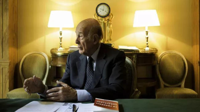 Valérie Giscard d'Estaing: «L'entrée de la Grèce dans l'euro en 2001 fut une erreur évidente. J'étais contre et les Allemands eux aussi». Crédits photo : DAMIEN GRENON/Le Figaro Magazine


