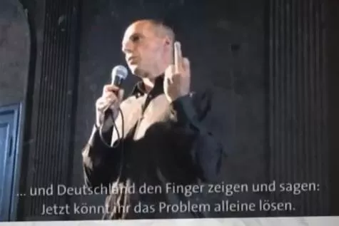 Une vidéo du ministre grec des Finances faisant un doigt d'honneur à l'Allemagne fait polémique (vidéo).