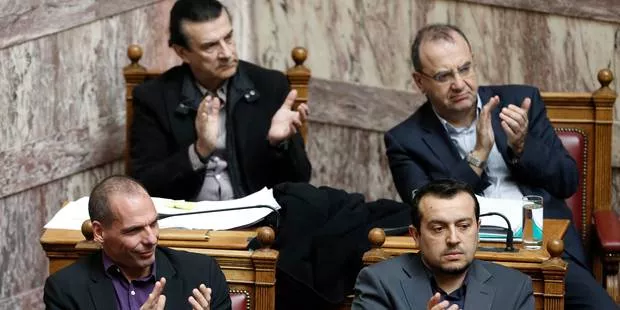 Grèce: le Parlement adopte une loi facilitant le règlement des dettes à l'Etat.