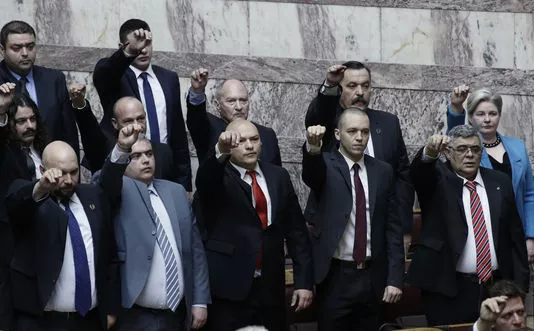 Les députés du parti Aube dorée en février, dans l'enceinte du Parlement grec, la Vouli.


