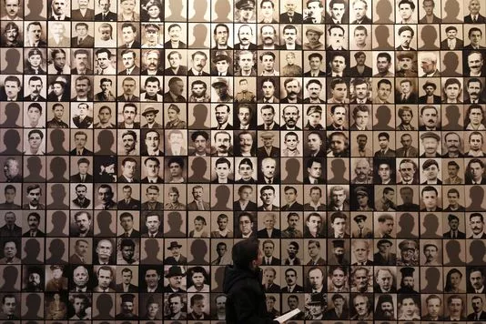 Au musée de l'Holocauste, à Kalavryta (Grèce), le 21 mars.


