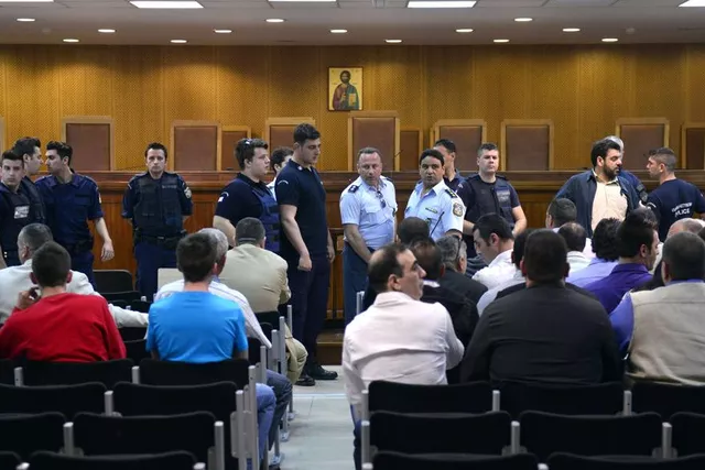 L'audience peine à démarrer pour des questions d'organisation et de procédure. Image: AFP


