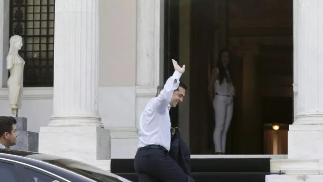 Alexis Tsipras, le premier ministre grec, de retour à Athènes. Crédits photo : ALKIS KONSTANTINIDIS/REUTERS


