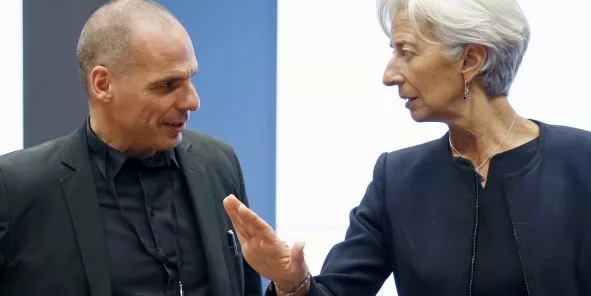 "Si le 1er juillet ce n'est pas payé, ce n'est pas payé", a déclaré Lagarde lors d'une conférence de presse à Luxembourg, avant une réunion de la zone euro consacrée à la Grèce. (Photo: Yanis Varoufakis et Christine Lagarde, jeudi 18 juin 2015) (Crédits : Reuters)


