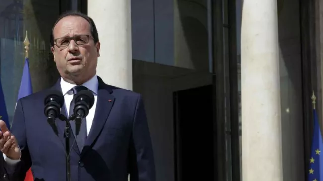 EN DIRECT - Crise grecque : «La France n'a rien à craindre», selon Hollande.