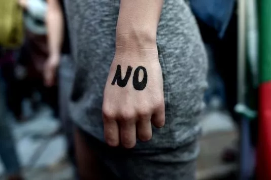 Plus de 17 000 personnes ont manifesté à Athènes et à Thessalonique pour soutenir l'action du gouvernement d'Alexis Tsipras.


