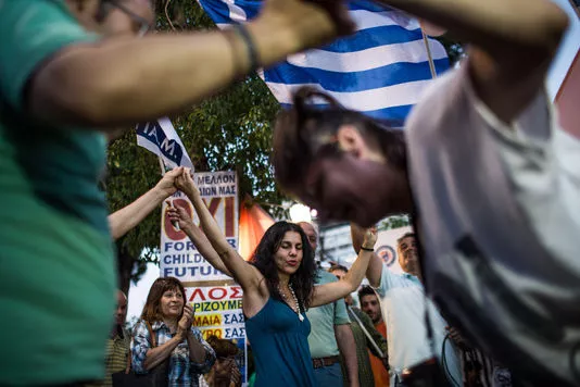 Rassemblement des partisans du non dimanche place Syntagma à Athènes.



