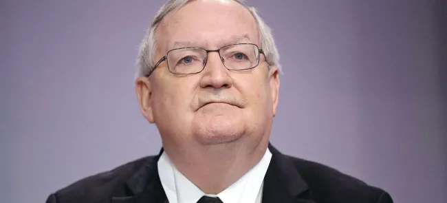 Patrick Artus, chef économiste de la banque Natixis: «Si on ne change pas les institutions de la zone euro, on risque d'avoir d'autres Grèce.» Crédits photo : Vincent Isore/IP3 PRESS/MAXPPP


