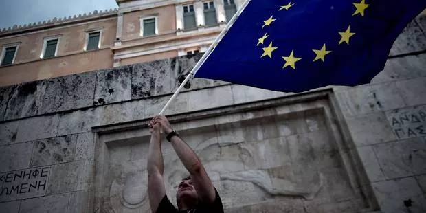 La Grèce fait un geste vers le FMI, les préparatifs d'un nouveau sauvetage patinent.