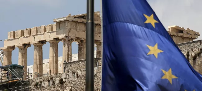 Le gouvernement Tsipras ne s'opposerait plus à l'adoption de certaines réformes dès le mois d'août en vue de recevoir le premier versement de l'aide. Crédits photo : YANNIS BEHRAKIS/REUTERS


