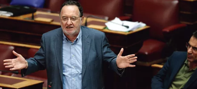 Panagiotis Lafazanis, l'ancien ministre de l'Énergie, a pris la tête du nouveau parti Unité populaire, créé avec la faction la plus à gauche de Syriza. Crédits photo : Yiannis Liakos/AP


