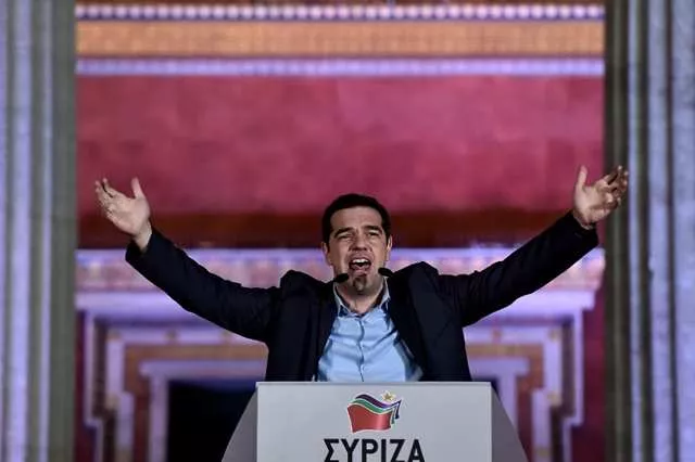 Bien qu'elle soit confrontée à la défection d'une partie de ses troupes à la suite du 3ème plan d'aide accordé à la Grèce par ses créanciers, Syriza devance de 3,5 points la droite Nouvelle-Démocratie (ND) dans les intentions de vote - AFP


