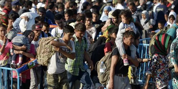 Grèce: 28 migrants, dont un enfant, se noient au large de l'île de Farmakonisi.