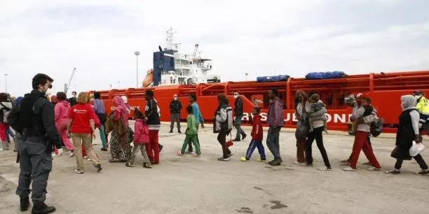 L'Allemagne va-t-elle proposer un contrat "réfugiés contre mémorandum" à la Grèce ? (Crédits : reuters.com)


