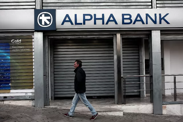 Une agence de l'Alpha Bank, à Athènes, le 31 octobre 2015. Image: AFP


