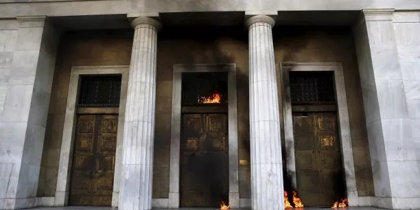 Grèce : une grève générale contre la politique du gouvernement.