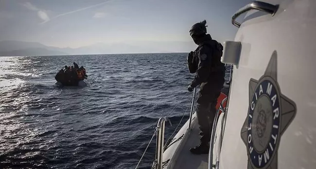 Contrôle des migrants aux frontières de l'Union européenne : Frontex a lancé, lundi, l'opération «?Poseidon Rapid?». - Santi Palacios/AP/SIPA


