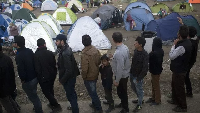 La Grèce va renvoyer en Turquie 300 migrants.