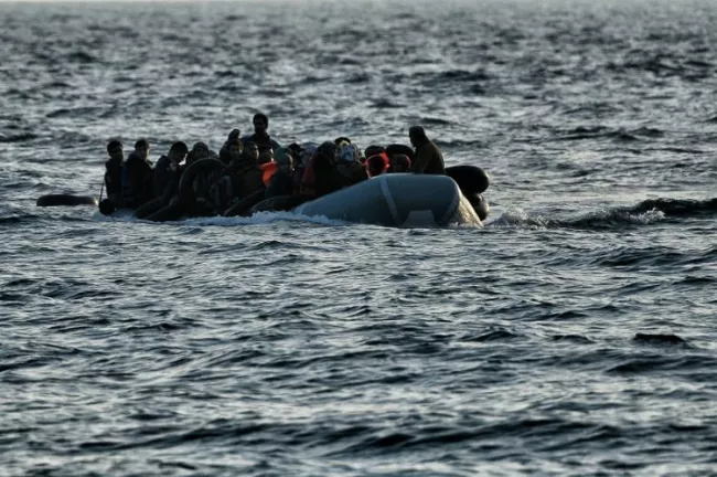 Grèce : cinq migrants, dont un enfant, se sont noyés en mer Egée.