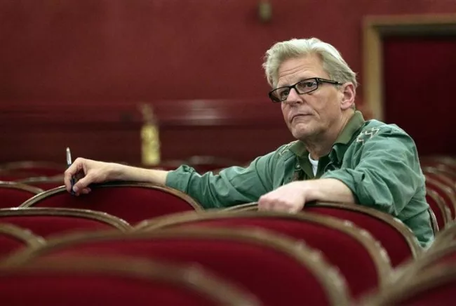 Jan Fabre répond à la fronde des artistes grecs.