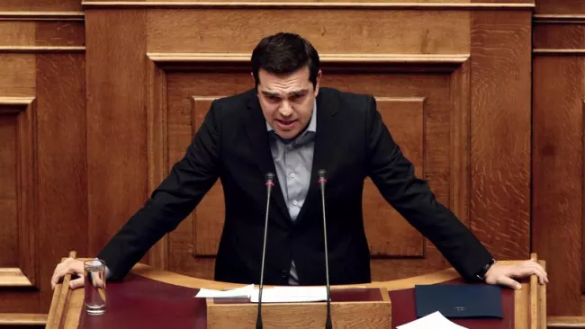 Aexis Tsipras, au Parlement grec, la Vouli, le 8 mai. Crédits photo : ANGELOS TZORTZINIS/AFP


