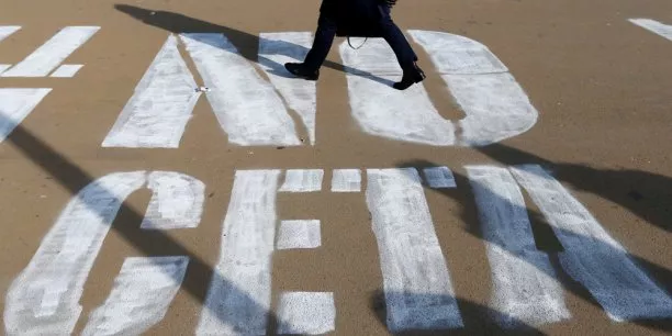 Ceta : "On cherche à faire plier Magnette comme Tsipras avant lui".