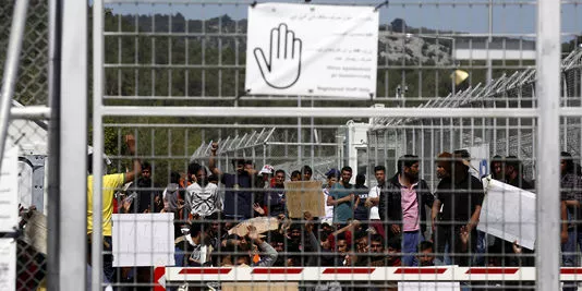 Les îles grecques abritent près de 16 000 réfugiés alors que la capacité des camps est limité à 7 500 personnes.


