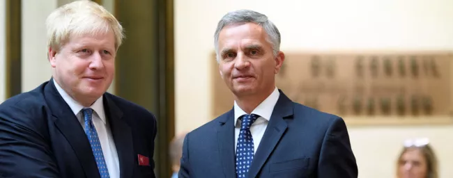 Didier Burkhalter accueille Boris Johnson, ministre des Affaires étrangères britannique. © Pool


