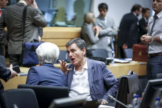 La directrice générale du FMI Christine Lagarde, et le ministre des finances grec, Euclide Tsakalotos, en 2015.


