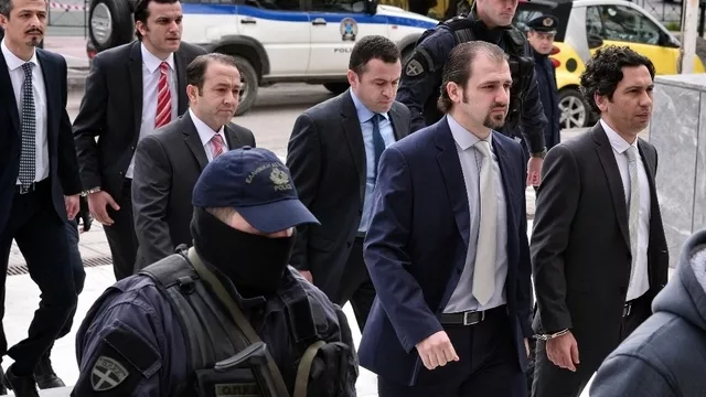 Grèce: arrivées de Turcs disant fuir les purges.