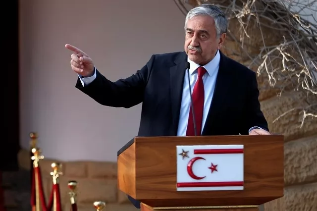 Le dirigeant chypriote turc Mustafa Akinci, ici en photo, et son homologue chypriote grec, Nicos Anastasiades «ont eu un échange ouvert et constructif» sur les suites à donner au processus de paix, indique l'ONU dans un communiqué. (Photo d'archives) Image: AFP


