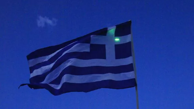 De nouvelles mesures devraient être adoptées en Grèce d'ici à fin juin: hausses d'impôts et de TVA, baisse des allocations sociales, et davantage de contrôle du travail au noir.


