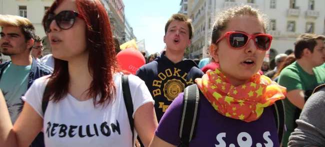 Manifestation de jeunes Grecs à Thessalonique, le 1er mai 2015. Crédits photo : CITIZENSIDE/ORHAN TSOLAK/Citizenside


