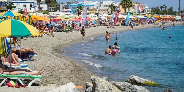 Un touriste américain battu à mort en Grèce: huit arrestations.