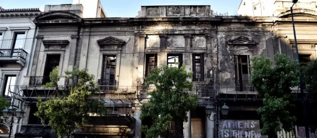 Grèce : le patrimoine architectural moderne athénien est en péril.