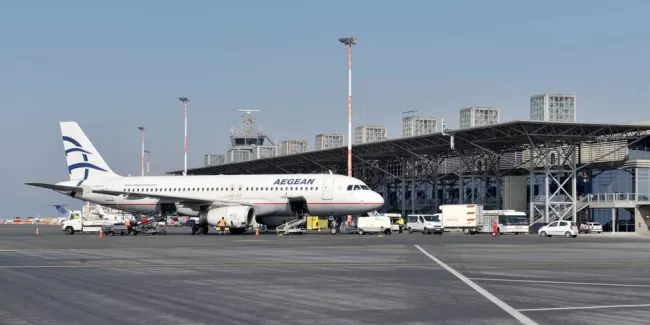 La grande braderie des aéroports grecs.