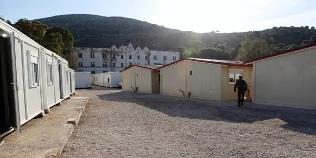 L’île grecque de Léros, centre pour les réfugiés et asile psychiatrique (REPORTAGE).