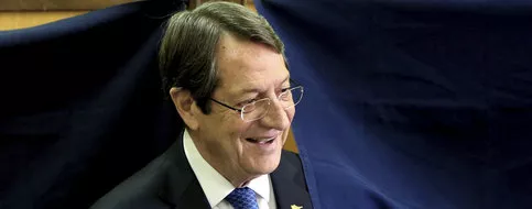 M. Anastasiades avait déjà été opposé lors de la précédente présidentielle, en 2013, à Stavros Malas, un ancien ministre de la Santé soutenu par les communistes, élection qu'il avait confortablement remportée. © Petros Karadjias / AP Photo


