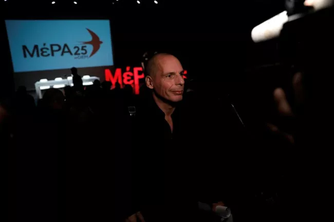 L'ancien ministre des Finances grec, Yanis Varoufakis, après la présentation de son nouveau parti MeRA25, à Athènes le 26 mars.


