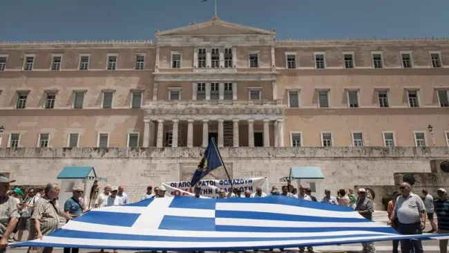 L'État grec, toujours mauvais payeur, handicape les entreprises.