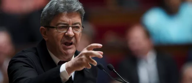 Le divorce est consommé entre le leader de La France insoumise (LFI) et Alexis Tsipras, son ancien camarade de la gauche radicale grecque. © CHRISTOPHE ARCHAMBAULT / AFP


