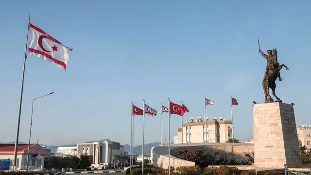 Photo d'une place de Nicosie, à Chypre-Nord, prise le 31 août 2018


