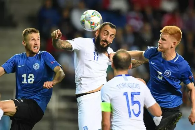 Foot : Kostas Mitroglou sort sur blessure avec la Grèce mais devrait être disponible contre la Hongrie.