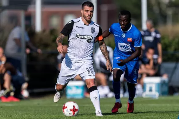 Le PAOK de Vieirinha, en blanc, n'a pas enchaîné. (Archive Presse-Sports)


