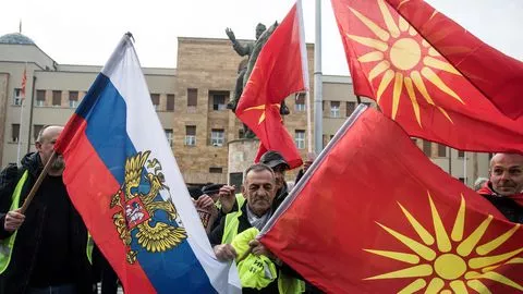 Changement de nom: la Macédoine à l'heure de la décision.